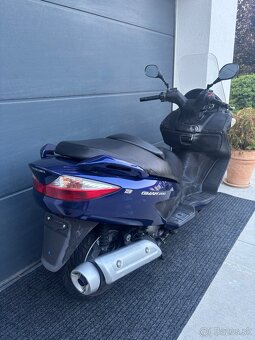 Suzuki Burgman 200 - 6