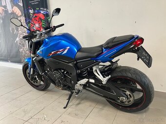 Yamaha FZ1 - 6