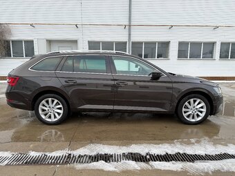 Skoda Superb Combi 2.0 TDI Style DSG - 6