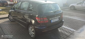 Predám Mercedes Benz b200 - 6