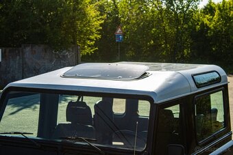 Land Rover Defender 90 2.5 Td5 Hard Top - 6