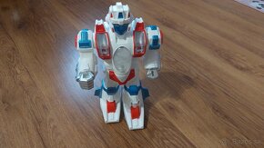 Predam interaktivneho robota - 6