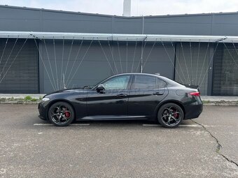 Alfa Romeo Giulia 2.0 GME Veloce Ti AWD AT - 6