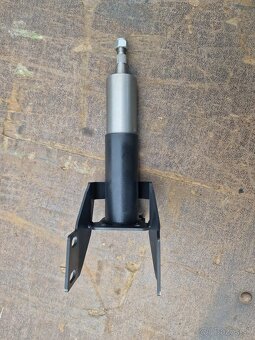 Stĺpik volantu na Zetor 6340 - 6