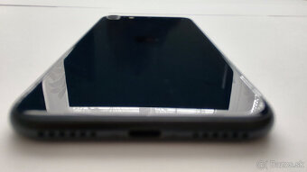iPhone SE 2022 64GB Midnight Ako nový - 6