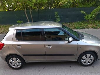 ŠKODA FABIA 2 1,4 16W BEZ KOROZIE SERVISNA KNIHA - 6