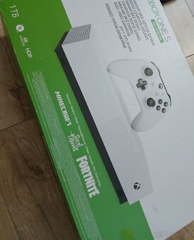 Xbox one s 1T - 6