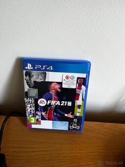 PS 4 PRO - 6