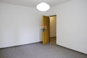 3 izbový byt na prenájom v Brezne blízko centra - 6