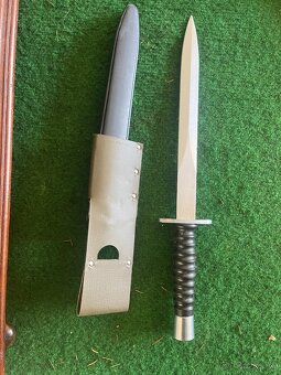 Švajčiarsky útočný nôž sig m57 - 6