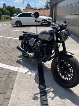 Moto Guzzi V9 Bobber Special Edition - 6