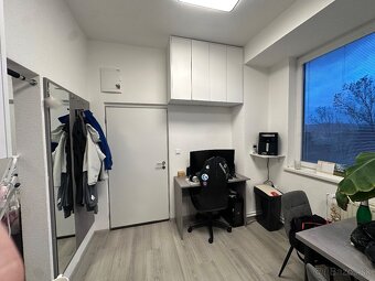 Prenajmem 1/2 izbovy byt novo zariadeny 430€ - 6