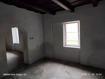 Na predaj rodinný dom so začatou rekonštrukciou v Bátorových - 6