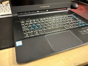 Predator Triton 500 - 6