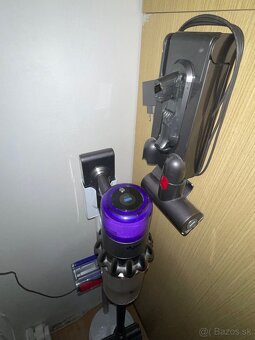 Tyčový vysávač Dyson V11 absolute extra pro - 6