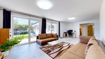 ČAŇA - veľmi pekný 4 izb. rodin.dom, KR, ul. Urbárska - 6