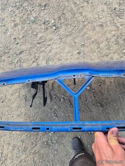 Predám prednú kapotu na Škoda Octavia II 2 - 6