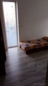 Prenajmem 1 izbu - 6