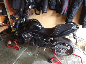 Kawasaki ER-6N - 6