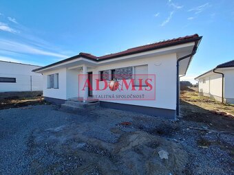 Predám 4izbový bungalov Ruskov,kolaudácia,652m2,Ruskov, len - 6