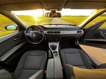 BMW e91 318d 90kw - 6