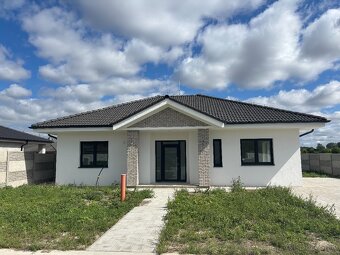 Novostavba rodinného domu veľkým pozemkom obci Povoda - 6