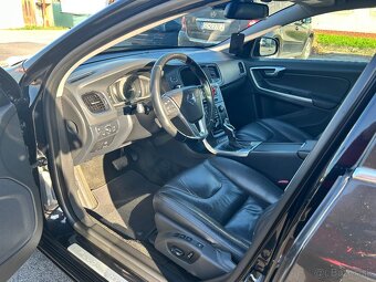 Volvo V60 D6 - 6