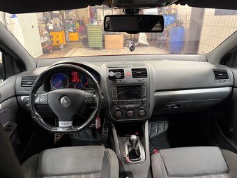 VW Golf GTI - 285 PS - 6