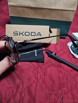 Slnečné okuliare originál Škoda, pero, nabíjací kábel USB - 6