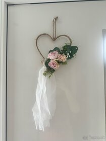 Svadobná výzdoba - veniec na dvere, srdce (ružová, biela) - 6