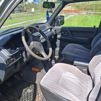 Mitsubishi pajero 2.8TD - 6