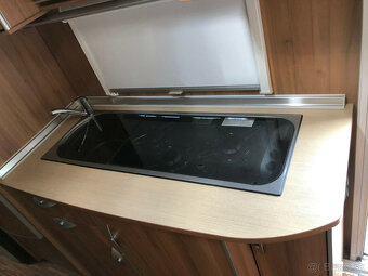 Karavany rok 2010 TOPBürstner Averso 500 TK - 6