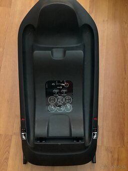 Vajíčko Cybex Aton B2+ isofix základňa BASE ONE - 6