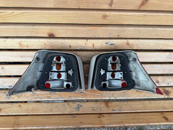 Predam hella magic colours zadne svetla na golf 4 - 6