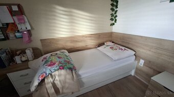 Biele lakovane drevene postele - 6
