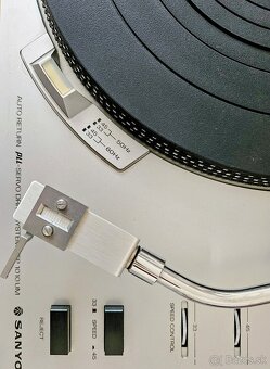 Gramofón SANYO TP 1010 - 6