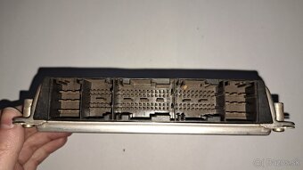 Riadiaca jednotka 8D0 907 401 H - 6