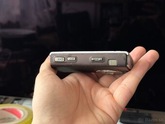Telefón Nokia N95 - 6