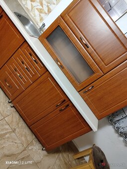 Kuchynská linka - 6