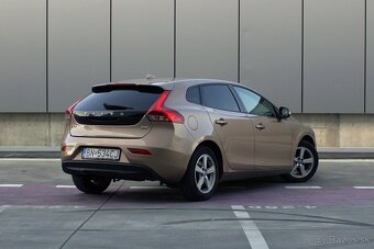 Volvo V40 D2 Powershift AT6 - 6