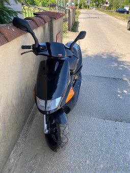 Aprilia sr 50 - 6