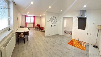 Dvojgeneračný RD, Bystré, pozemok 830 m², 3D - 6