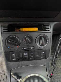 Volkswagen Polo - 6