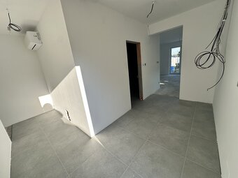 4 izbový rodinný dom 118 m2 na pozemku 719 m2, Sládkovičovo - 6