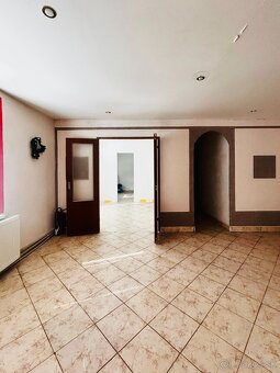 Predaj/Prenájom RD - budova (obchodné priestory) Sečovce - 6