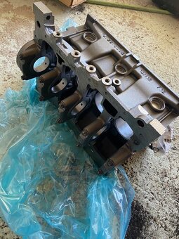 Renault Dacia blok motora - 6
