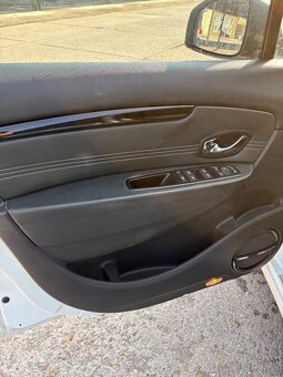 Scenic 1.5 dci AT 119123km - 6