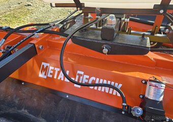 Zametací stroj 2,4m - zametač - 6