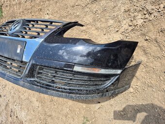 Ponukam kompletný predný nárazník na Volkswagen Passat b6 3c - 6
