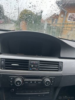 Predám BMW 318d E91 - 6